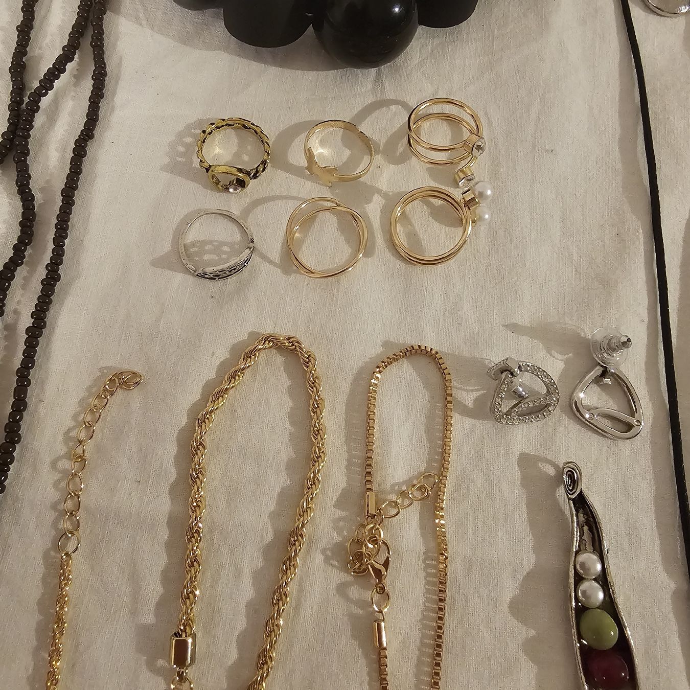 Altri gioielli: ENDET 85 teiligen schmuck lot diverses – Nuovo (secondo la descrizione) da wolfhalden venduto da 46464646 5