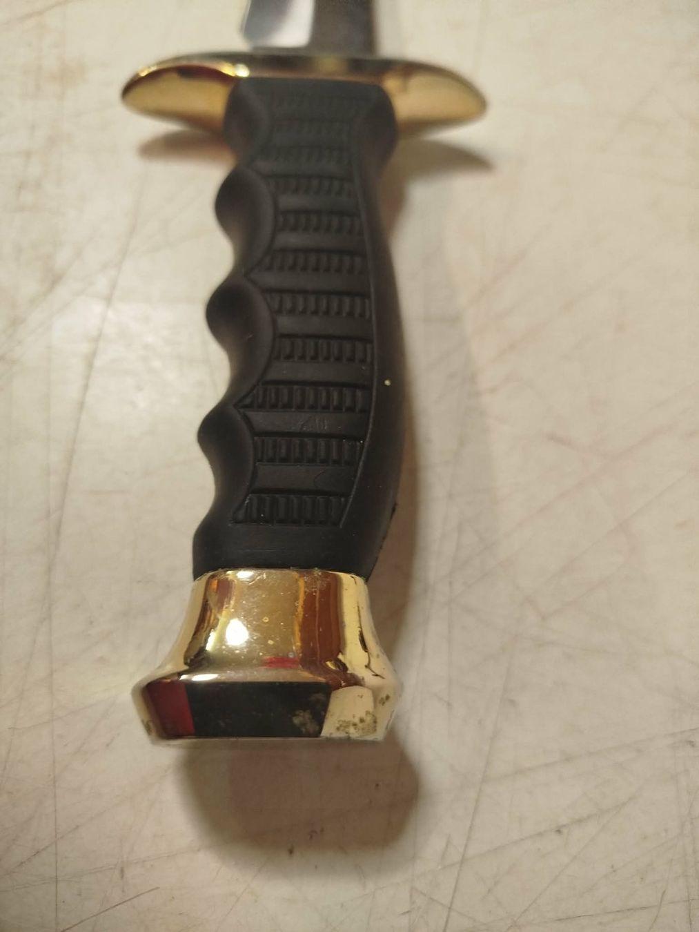 Muela Accessori: Couteau Muela – Usato da La Chaux-de-Fonds venduto da Emmaus2300CDF 3