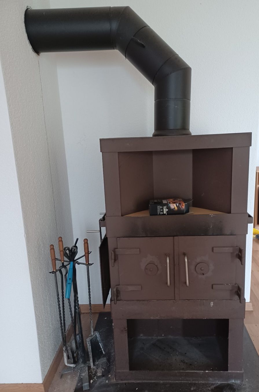 Stufe caminetto: Holzofen – Usato da Balm b. Günsberg venduto da Bob65