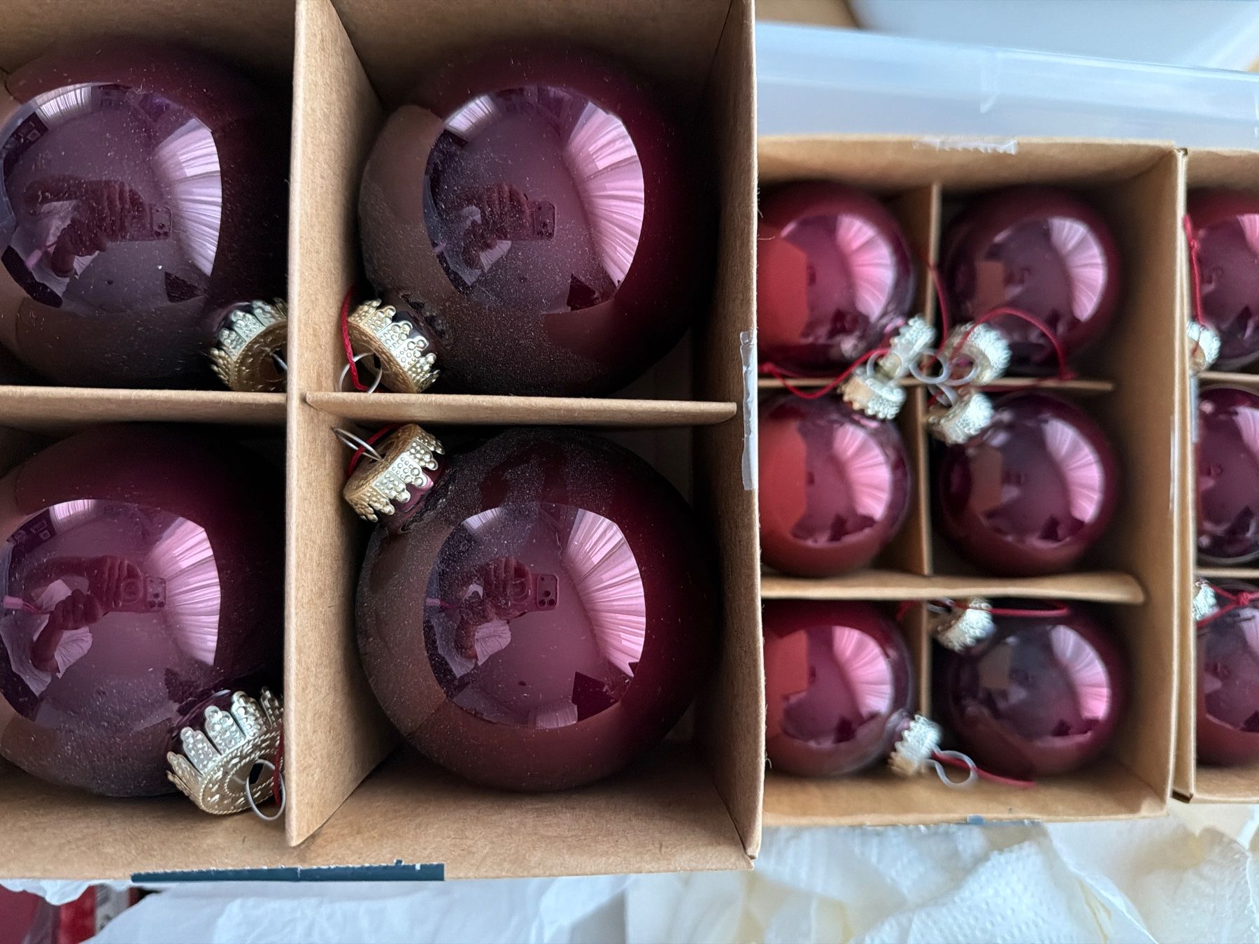 Alle Dekorationen: Weihnachtsbaum und Weihnachtskugel – Gebraucht aus Wetzikon ZH von ioanna.arapi 1