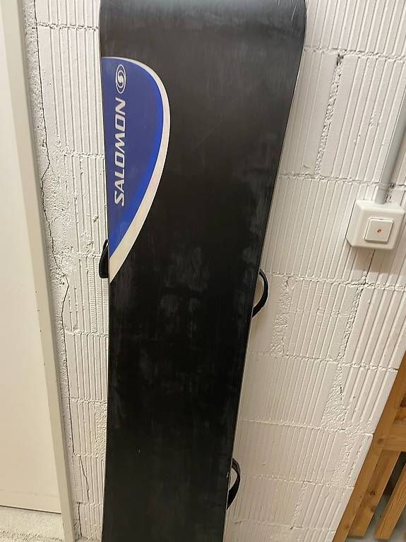 Board: Salomon Snowboard mit snowboy Halterung  – Usato da Kreuzlingen venduto da dma_sg88