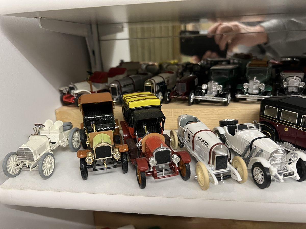 Mercedes-Benz Modellini d'auto: 90 Mercedes 1/43 Modellautos – Usato da Steffisburg venduto da gfell2