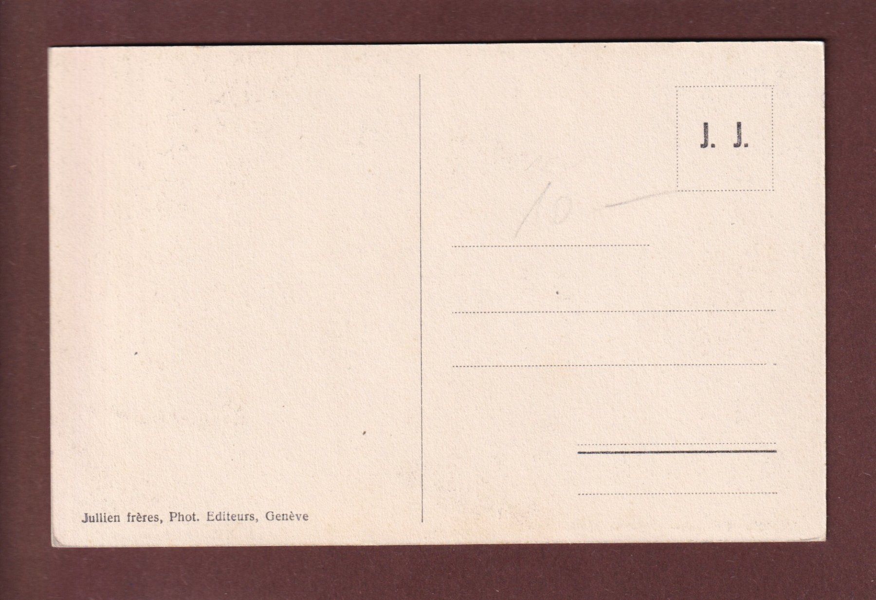 Cartes postales: CHILLON - Entrée du château - Animation – D'occasion à Pully par nicecards 1