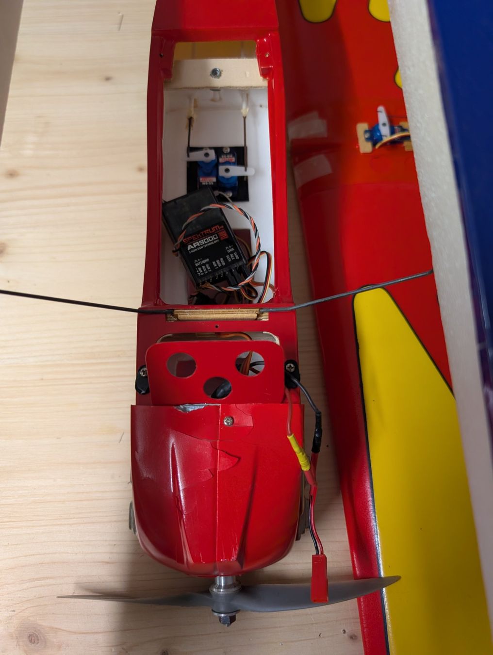 Modellismo RC: Kleine Spacewalker mit Schwimmer – Usato da Meierskappel venduto da Bright2 3