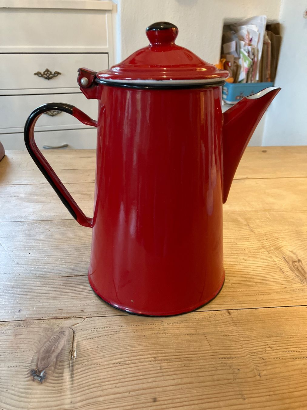 Caraffe: Krug - Emaille - Antik – Usato da Winterthur venduto da pompea 6