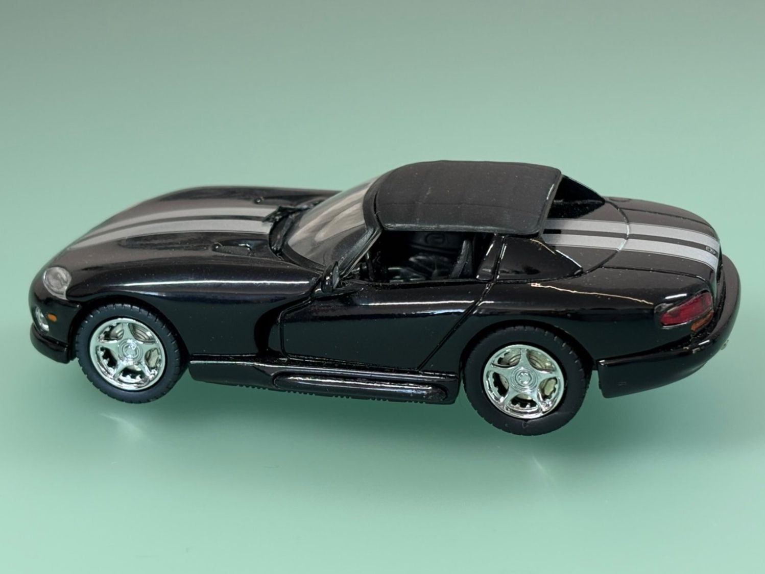 Märklin Modelleisenbahnen: DODGE VIPER Cabrio RT 10   * 1:43 – Neu (gemäss Beschreibung) aus SION von pef999 8