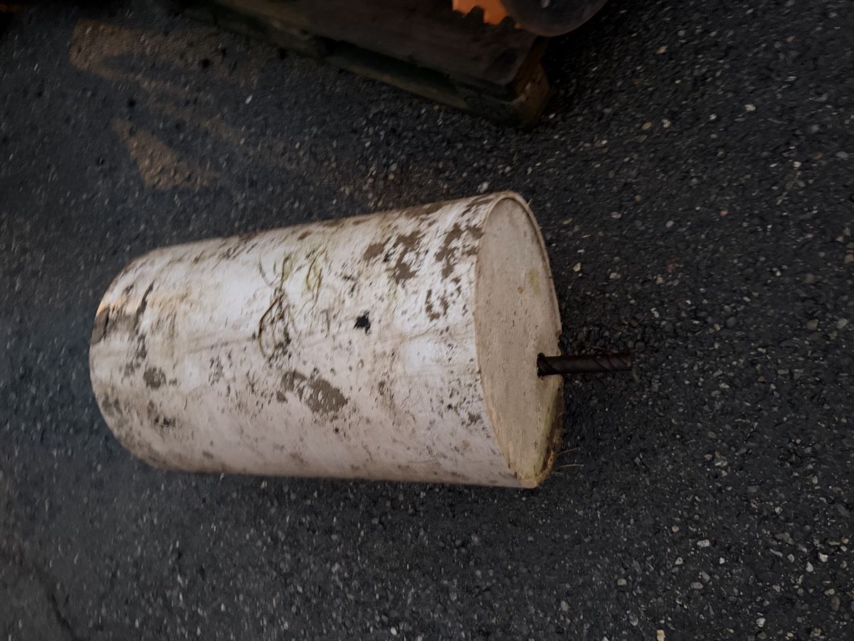Parti di macchinari per lavorazione del terreno: Frontgewicht – Usato da Speicher venduto da RR26 2