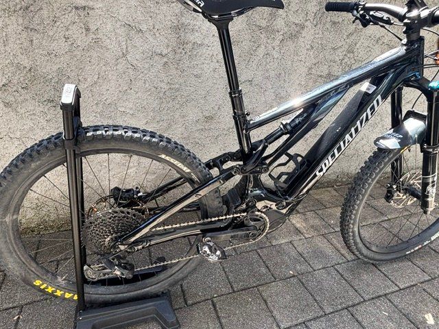 Specialized Vélos: E-MTB Specialized Turbo Levo Comp Alloy – D'occasion à Malans GR par Malans02 1