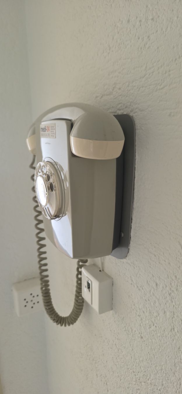 Telefoni: Vintage-Wandtelefon – Usato da Schwerzenbach venduto da Max460 4
