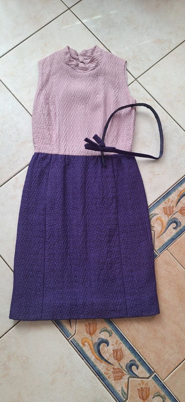 Vestiti: Robe Vintage 36 – Usato da St-Triphon venduto da Jldr0 2