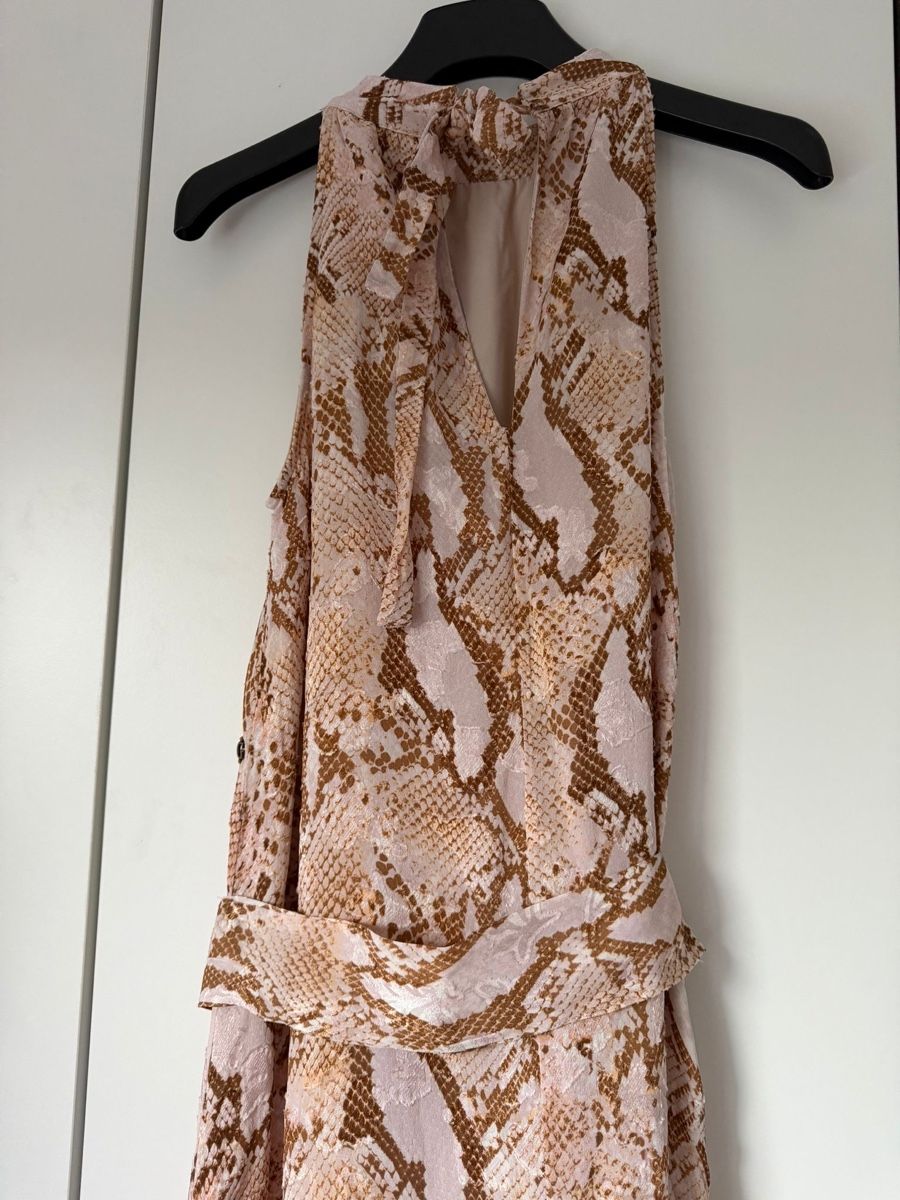 Guess Vestiti: Robe pour femme GUESS – Usato da Delémont venduto da Vendeur_3 5