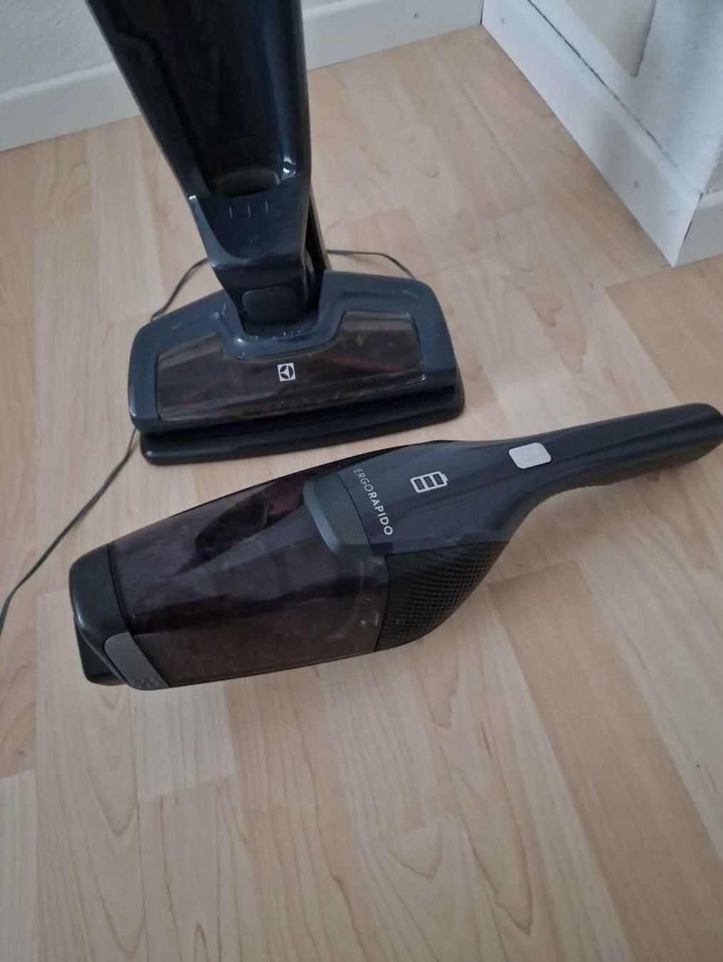 Electrolux Aspirapolveri & Accessori: Akku-Staubsauger Elekrolux – Usato da Riet (Neftenbach) venduto da honeymoon10 2