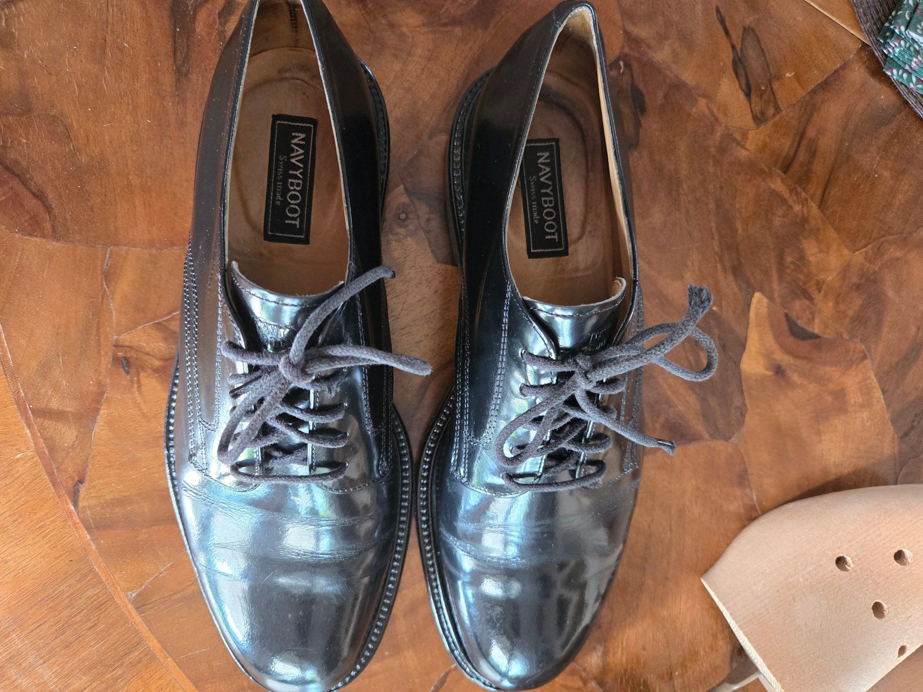 Navyboot Herrenschuhe: Navyboot Herren Schnür-Schuh, Ledersohle, – Gebraucht aus Ascona von Topolinowatch