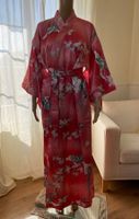 Japanischer Kimono mit Blüten und Vögeln *Neu*