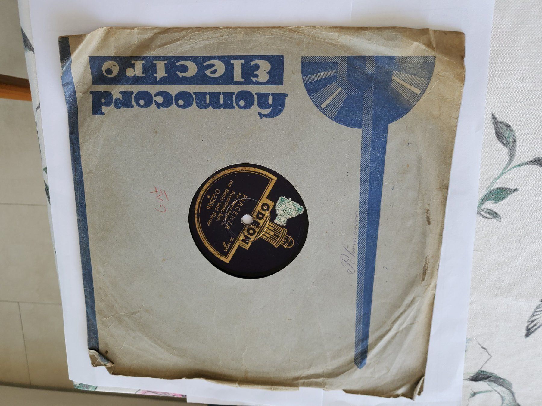 Schallplatten: Odeon Schellackplatte 1933 Accordeon solo + Banjo + Klavier – Gebraucht aus Unterägeri von 0alfa0 4