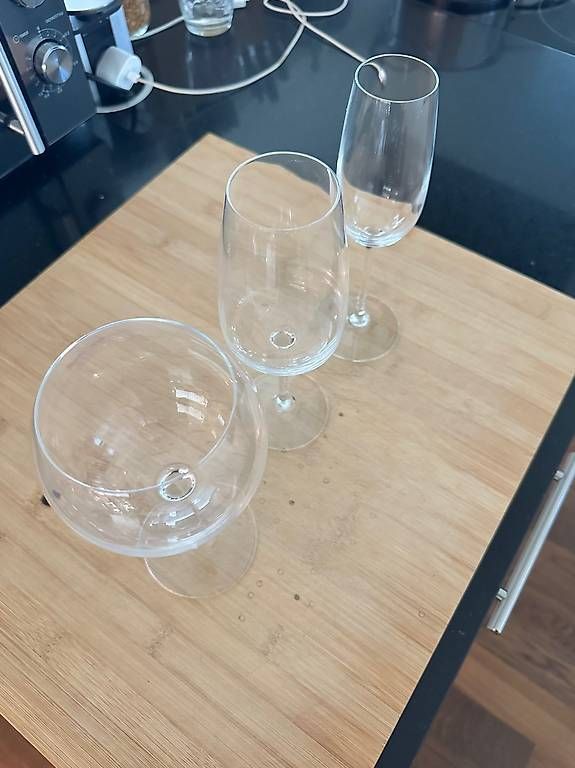 Bicchieri: Glässer-Set – Usato da Schaffhausen venduto da Apardo01 1