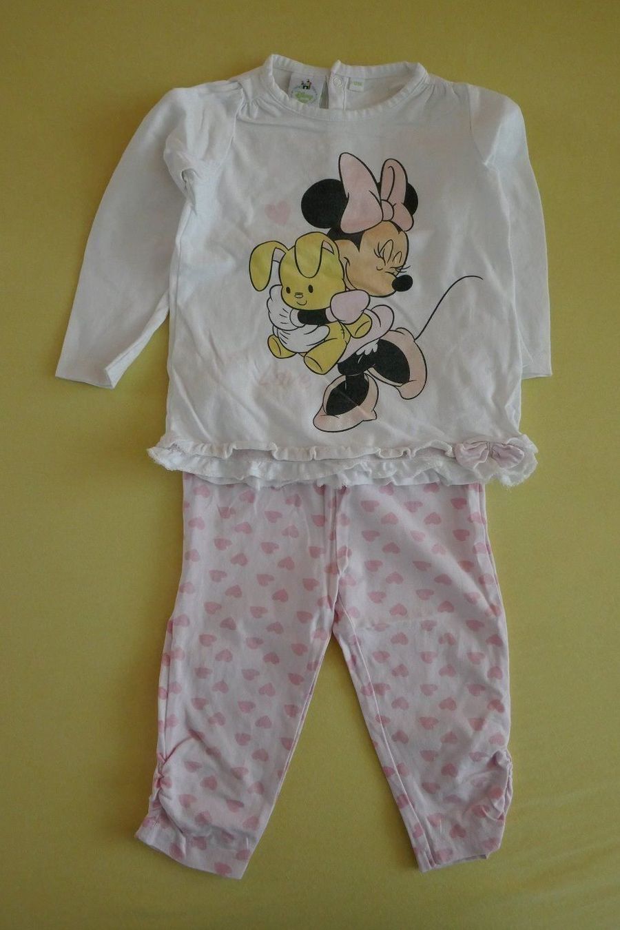 Kleiderpakete & -sets: Disney Zweiteiler Minnie Mouse Gr. 12 Mt – Neu (gemäss Beschreibung) aus Horgen von Feli39