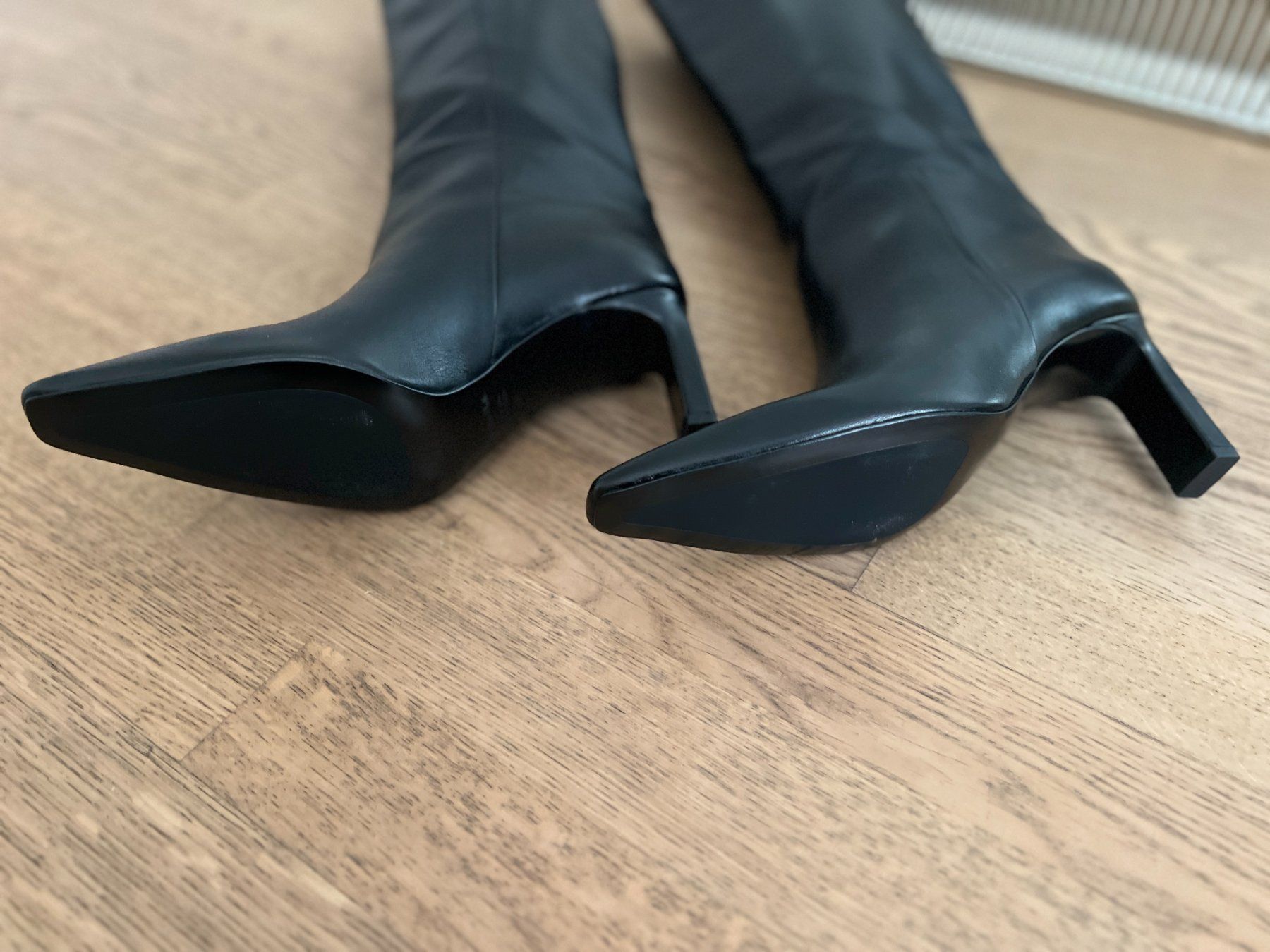 Massimo Dutti Scarpe da donna: MASSIMO DUTTI Echtleder Stiefel, NEU, schwarz, Gr. 37 – Nuovo e nell'imballaggio originale da Zürich venduto da methee1107 2