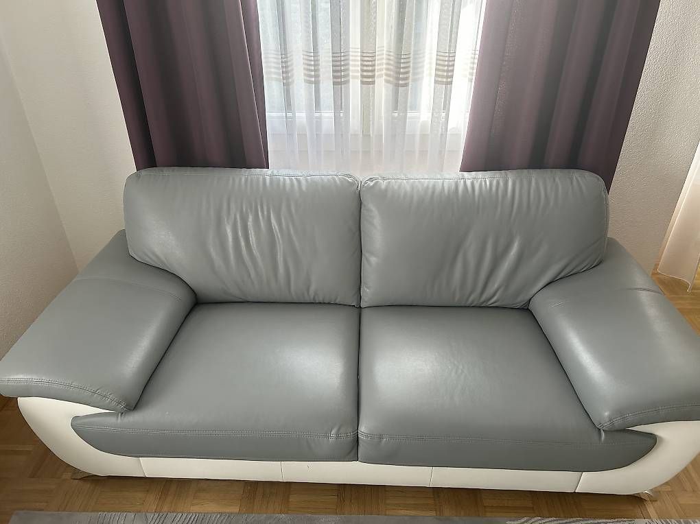 Tavoli: Salontisch & Sofa – Usato da Grenchen venduto da Loreta03 1