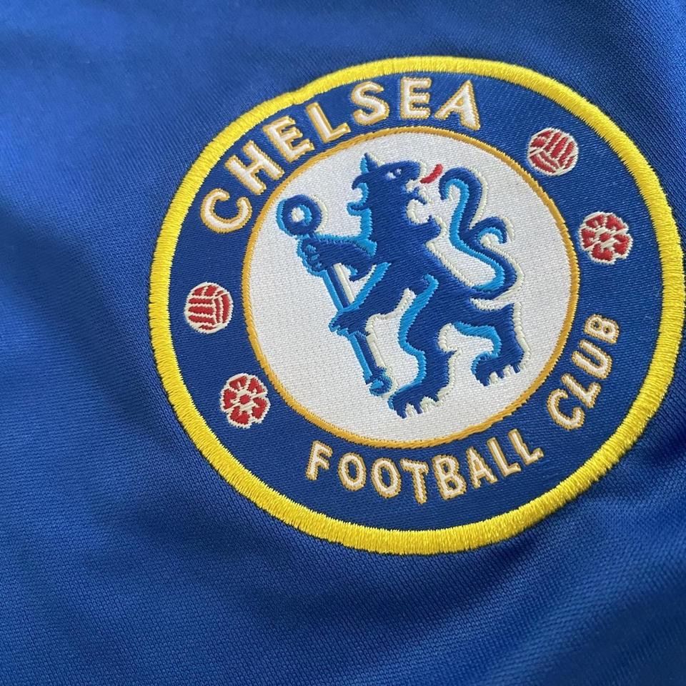 Adidas Maillots de corps & Pantalons: Chelsea Trikot Drogba 10 Retro – Neuf avec emballage d'origine à Zimmerwald par Ngiyabonga 2