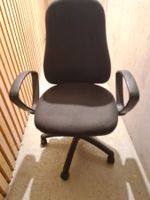 chaise de bureau sur roulette