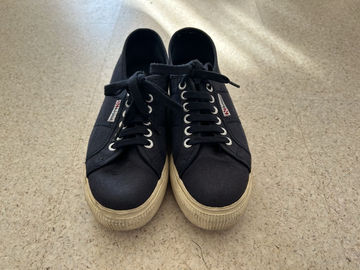Superga Scarpe da donna: Superga 39 blue and cream - used – Usato da Oberengstringen venduto da RebiSteen
