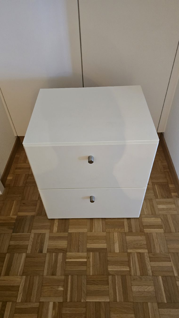 Cassettiere: Kommode Ikea – Usato da Zürich venduto da rolf290