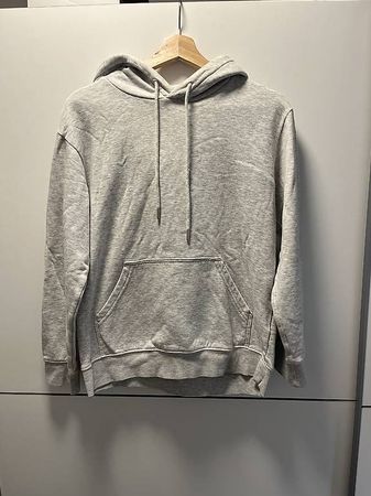 Grauer Hoodie