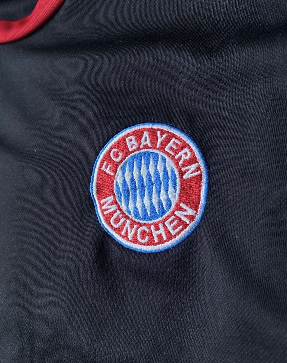 Bayern München Maillots de corps & Pantalons: Bayern München Tricot – Neuf (Voir description) à Möhlin par ser_85rz 1
