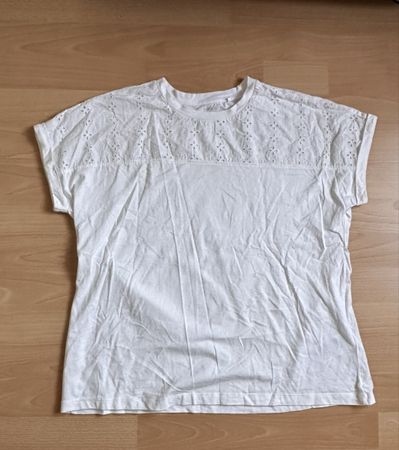 Weisses Sommer-T-Shirt mit Stickerei, Gr. M (38/40)