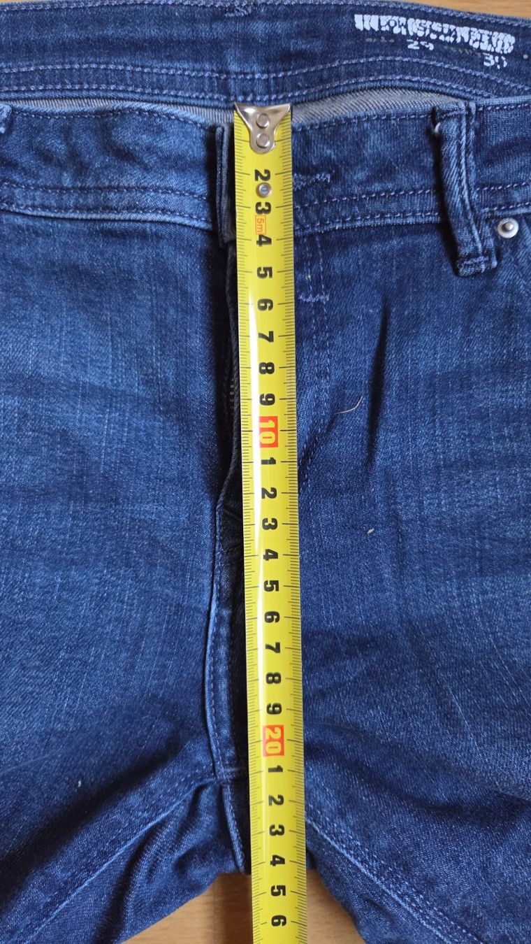 Esprit Jeans: Jeans Esprit  W29 L30 – Usato da Fislisbach venduto da Maieriisli25 2