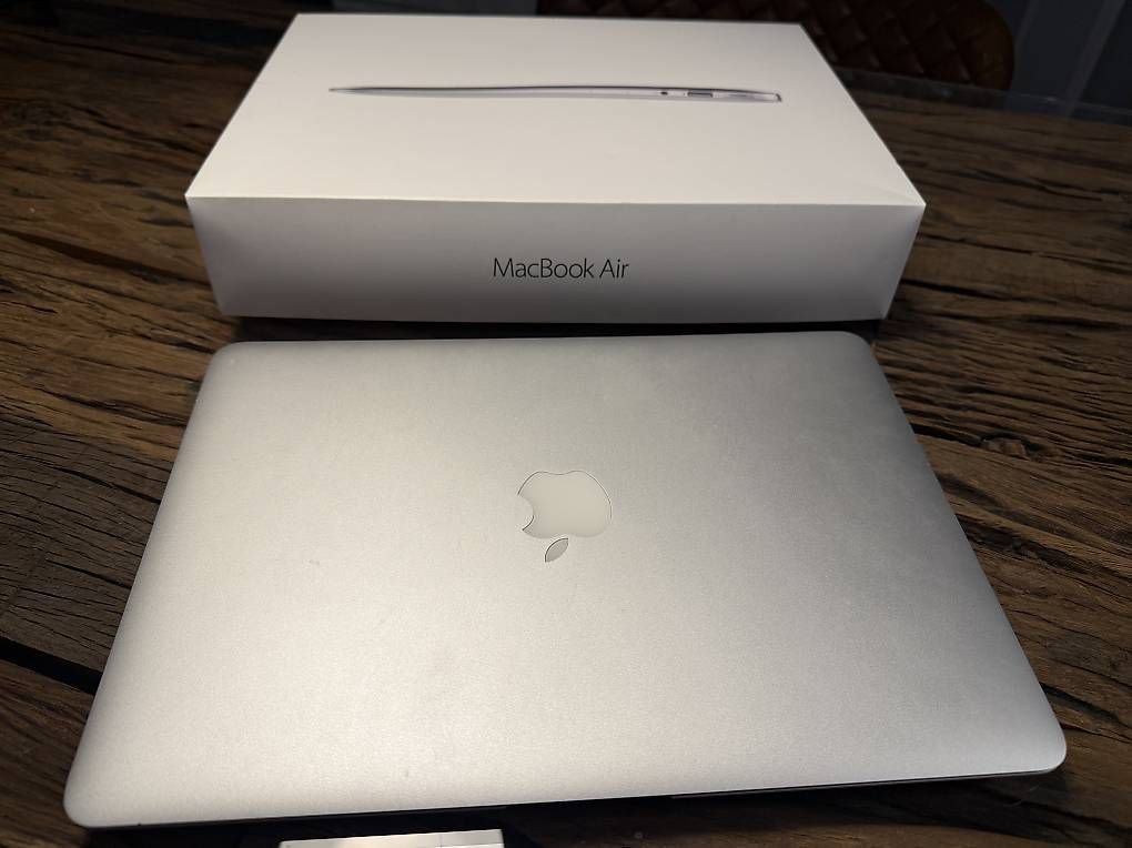 Notebooks: MacBook Air 13.3" – Gebraucht aus Mammern von flohmarkt_tg 1