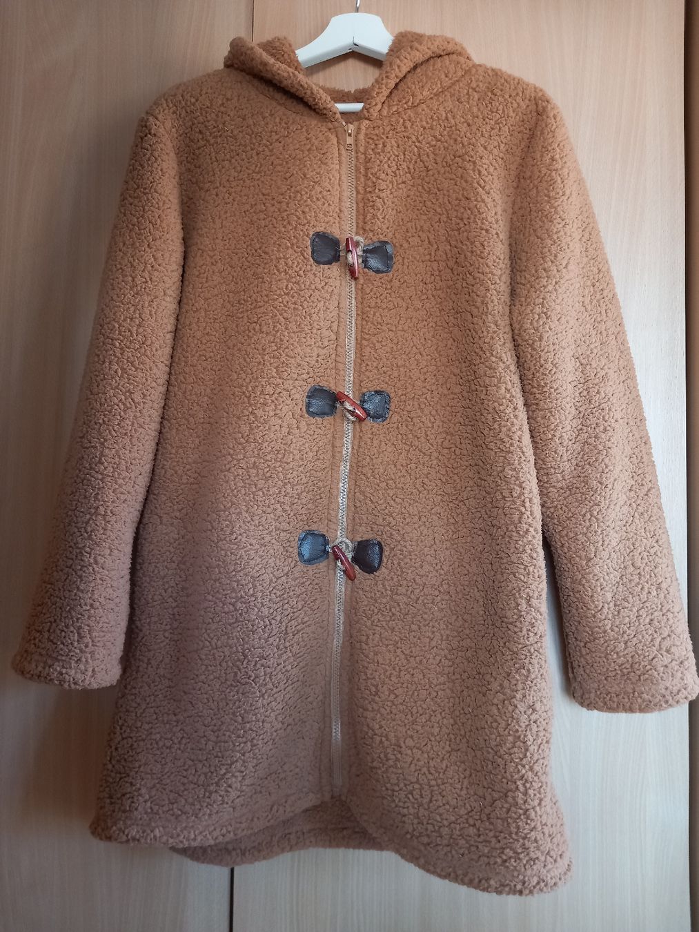 Mäntel: Manteau teddy à capuche Taille M – Neu (gemäss Beschreibung) aus Faoug von per_kp6r