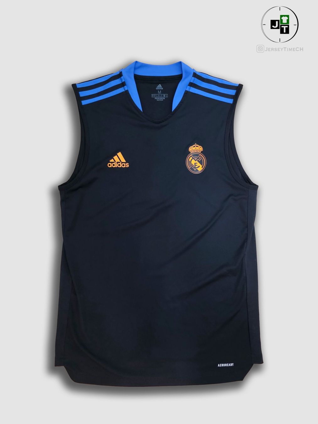 Real Madrid Canottiere & Pantaloni: REAL MADRID TRAINING TANK TOP – Usato da Lüchingen venduto da Jersey_Time
