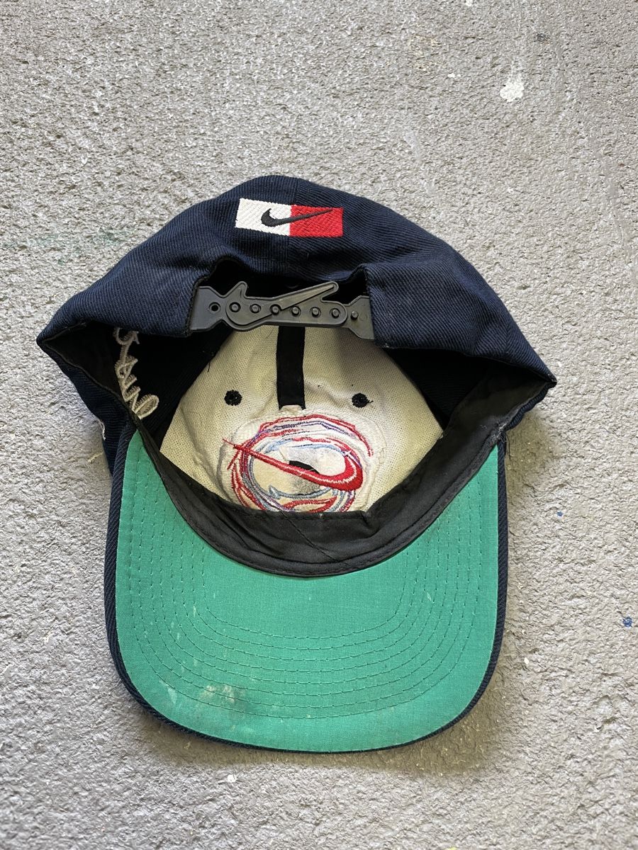 Nike Copricapi, berretti & cappellini: Vintage Nike Kappe 90er – Usato da Zürich venduto da Dario_Mupf 1