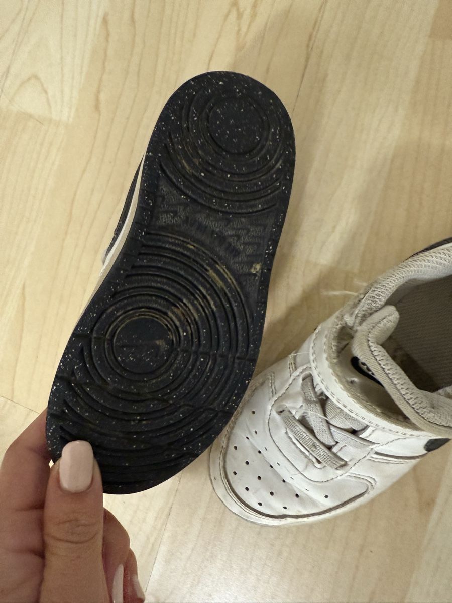 Nike Scarpe per ragazzi: Nike Gr.26 – Usato da kollbrunn venduto da veronic.h 1
