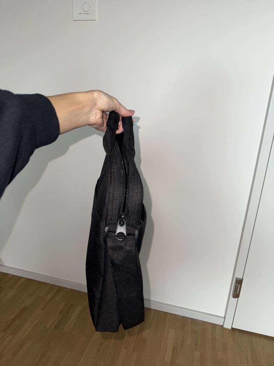 Borse: Laptoptasche schwarz zu verkaufen – Nuovo (secondo la descrizione) da Zürich venduto da Bianca111_ 2