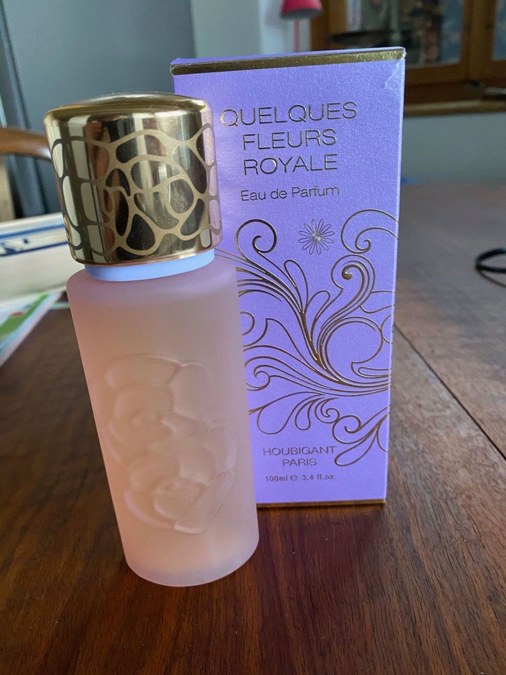 Profumi & Eau de Toilette: Parfum quelques fleurs royale – Nuovo (secondo la descrizione) da Chernex venduto da lojucahe