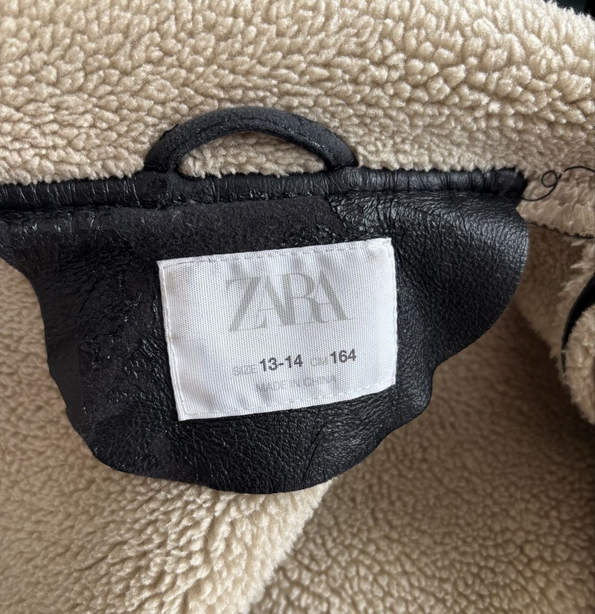 Zara Giacche: Zara Lederjacke mit Fell – Usato da Basel venduto da Vaniiiy 2