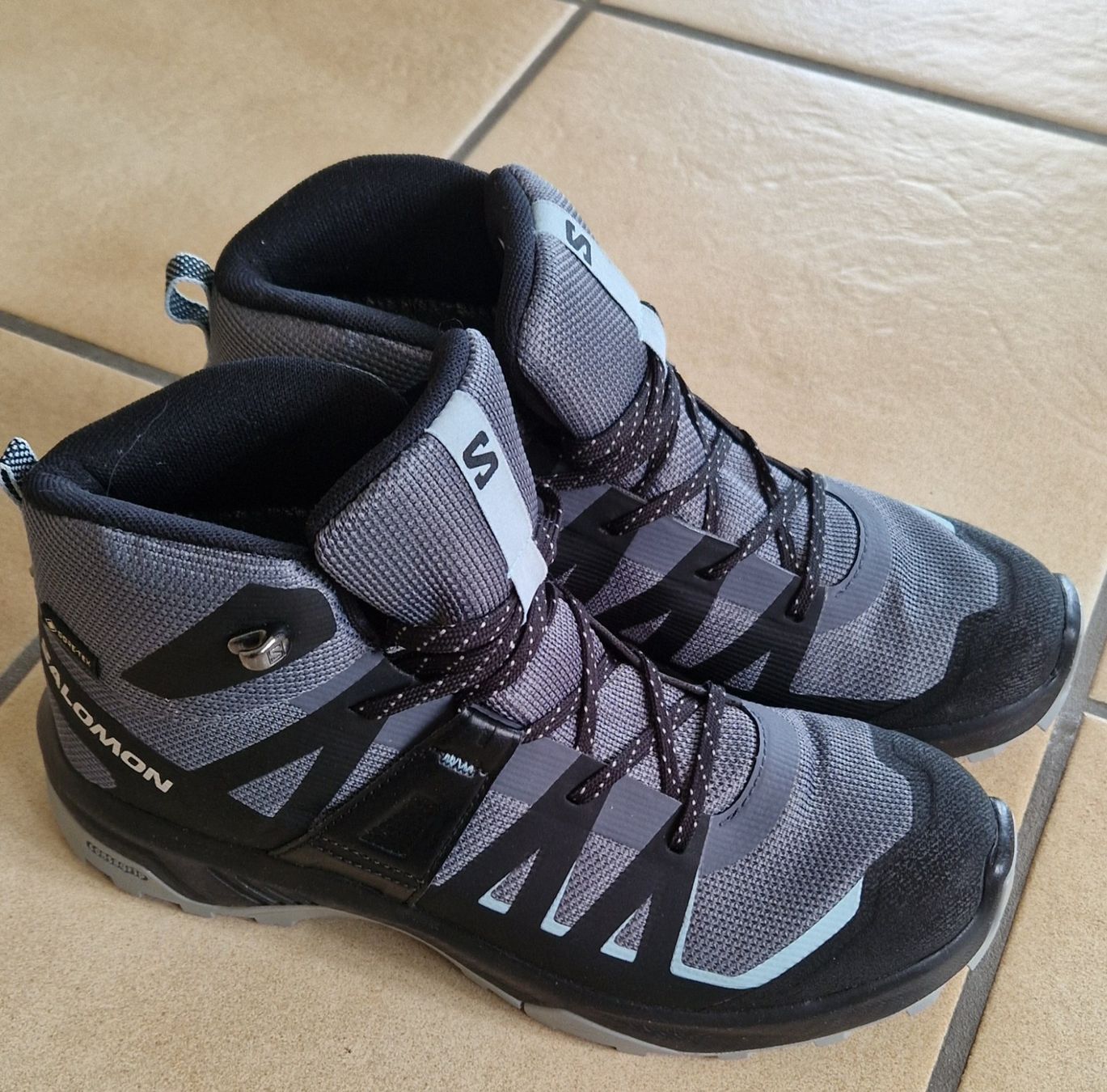 Salomon Scarpe da donna: Salomon Wanderschuhe Gr. 38, wasserdicht, NEU – Nuovo (secondo la descrizione) da Hämikon venduto da Pejuze
