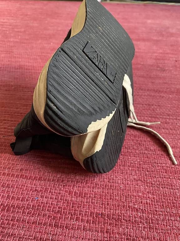 Zara Scarpe per ragazze: Stylische Zara Sneaker High, Gr. 34 – Usato da Zürich venduto da sar_7s87 2