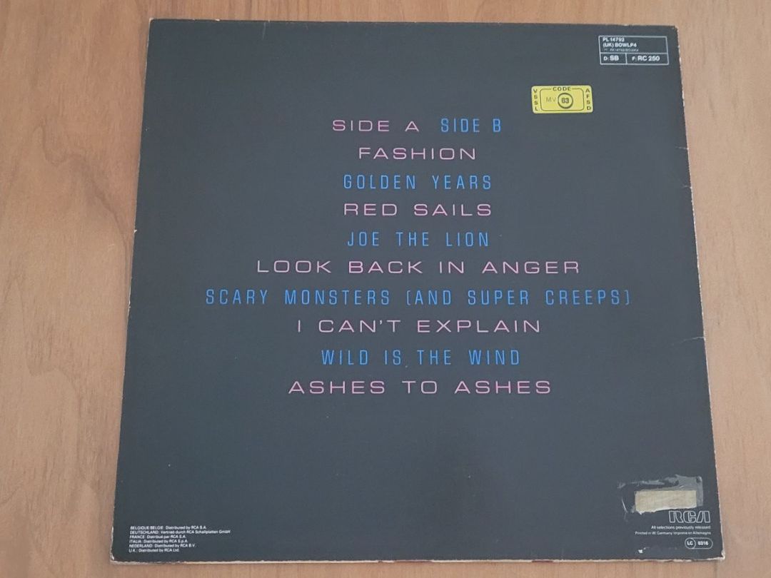 Vinyles: LP  David Bowie – D'occasion à Martigny par MZ-67 1