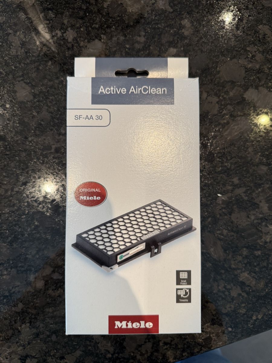 Miele Sonstiges für Haushalt & Wohnen: Miele Active Air Clean A30 – Neu und originalverpackt aus Reichenburg von claudia_123