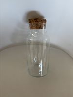 Glasflasche mit Korken klein leer guter Zustand