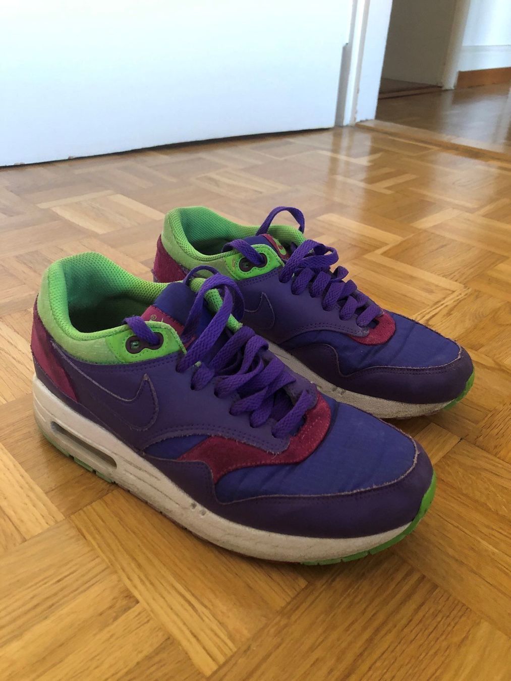 Nike Chaussures femmes: Nike Turnschuhe – D'occasion à Wettswil par lalinda85 1