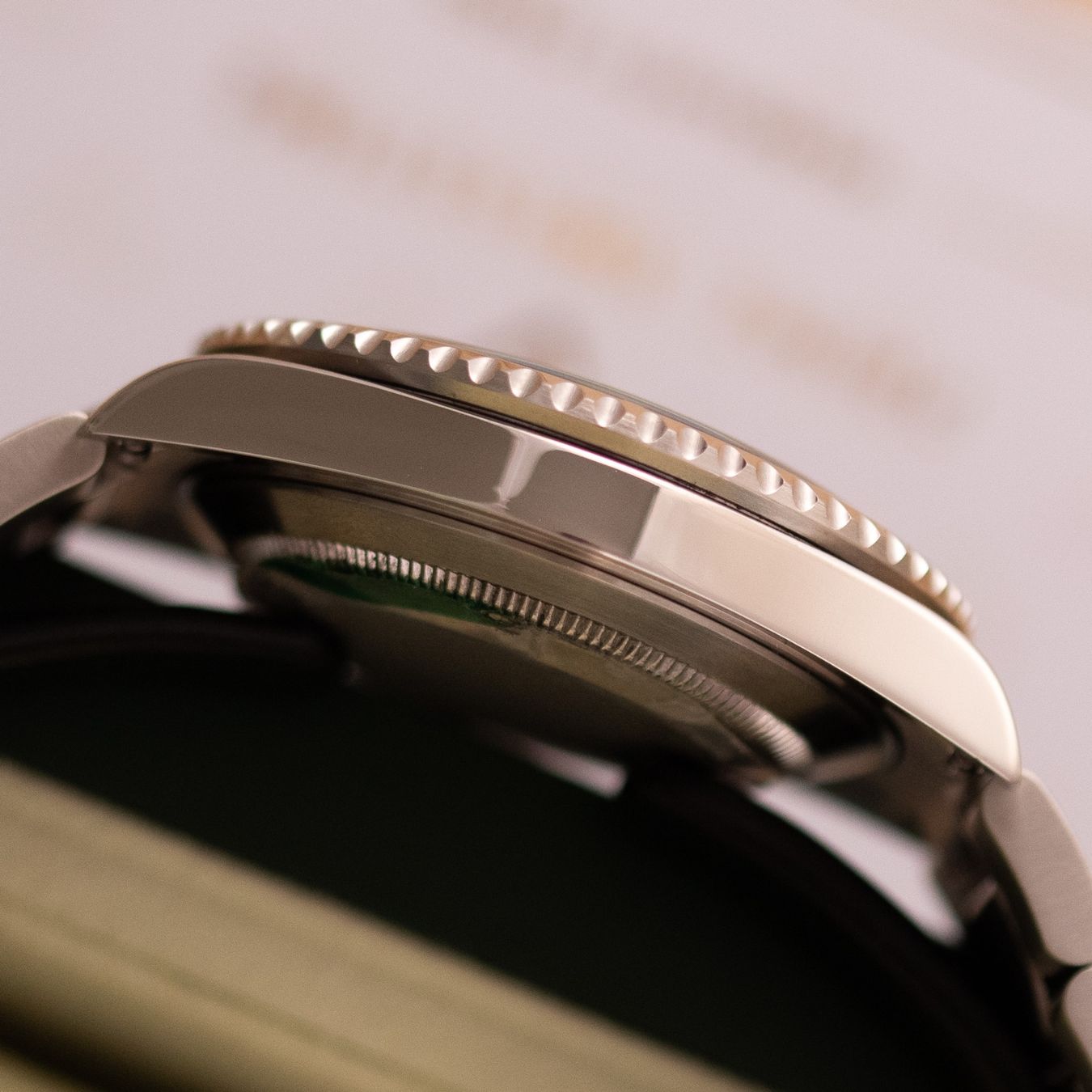 Rolex Orologi: Rolex Submariner "Kermit"/ 16610LV / 2005 / Full Set – Usato da Luzern venduto da PrimeSwissTime 6