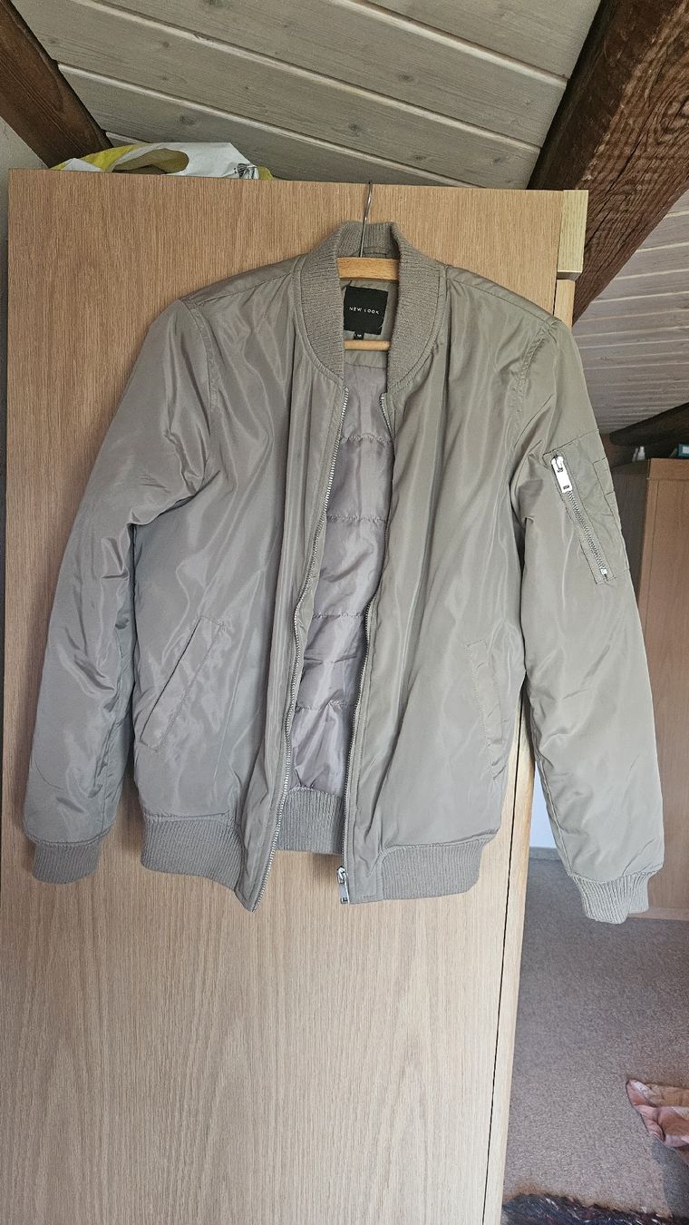 New Look Jacken: Bomberjacke Damen Grösse 10/M – Neu (gemäss Beschreibung) aus Lippoldswilen von topmodel62