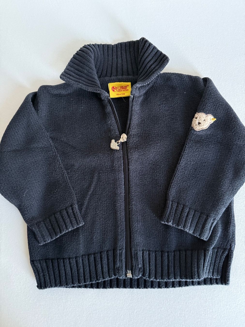 Steiff Pullover & Sweatshirts: Steiff Strickjacke Jacke Jungen Gr. 86 Navy – Gebraucht aus Küsnacht ZH von schweiz_ch