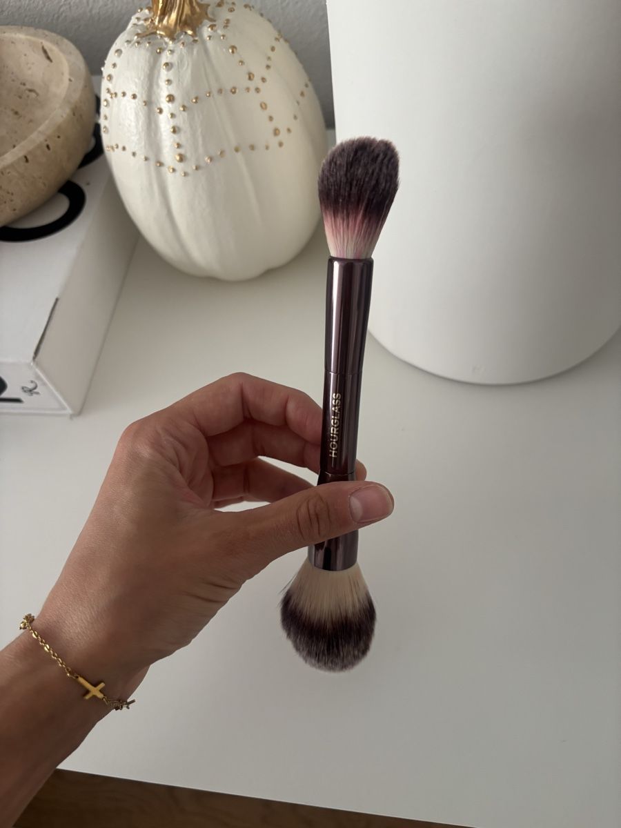 Hourglass Maquillage: Double Hourglass make up brush  – D'occasion à Horgen par lme_8kj7 4