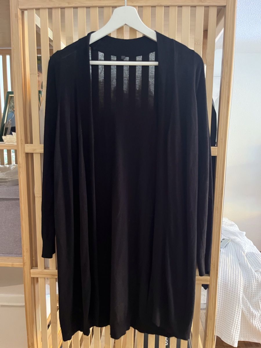 Jacken: Strickjacke in Schwarz 36-38 – Gebraucht aus Dübendorf von NissanCC
